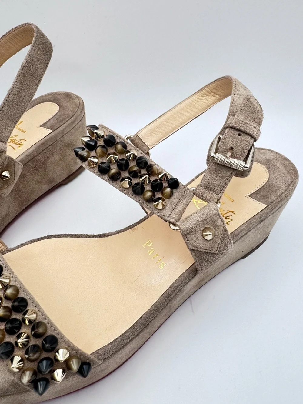 Christian Louboutin Bikee Deck 60 Studded Suede Wedge Sandals Grege 38